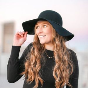 Meet your Posher, Hope